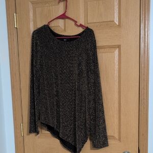 Karen Kane Black and Gold Metallic Knit Top